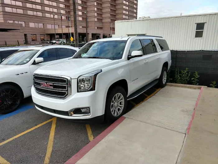 Avis Car Rental Picture 10