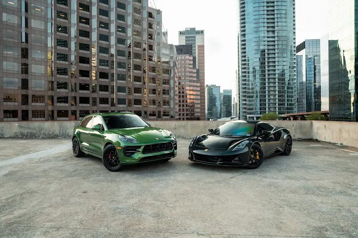 Zara Exotics Luxury Car Rental Picture 10