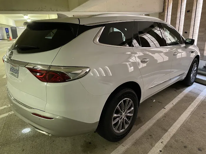 Hertz Car Rental - Austin - Austin-bergstrom International Airport (AUS) Picture 8