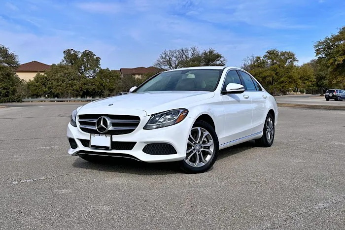 Enginelity - Long-Term Car Rental in Austin TX Picture 3