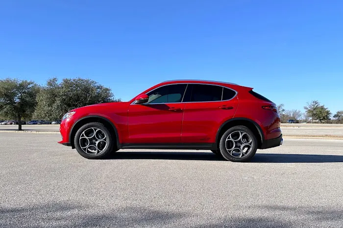 Enginelity - Long-Term Car Rental in Austin TX Picture 4