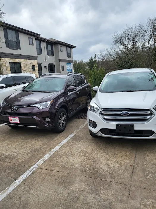 Dimmples Car Rentals Picture 7