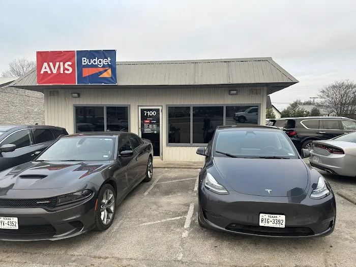 Avis Car Rental Picture 3