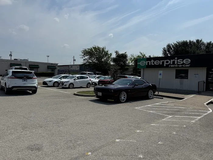 Enterprise Rent-A-Car Picture 2
