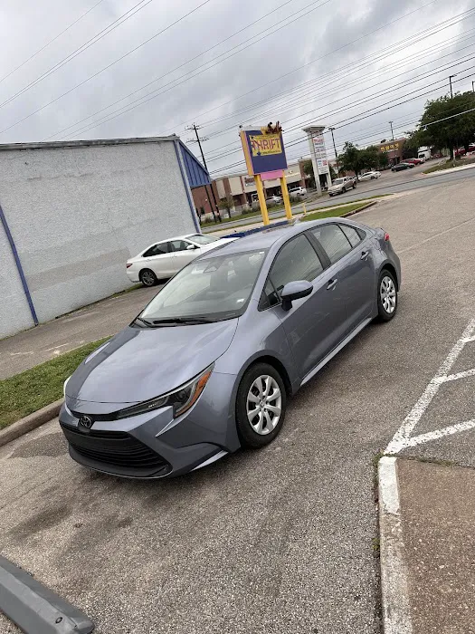 Enterprise Rent-A-Car Picture 1
