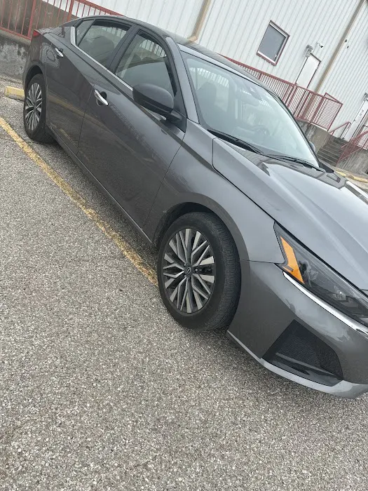 Avis Car Rental Picture 7