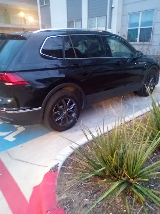 Swyfly Car Rentals Picture 2
