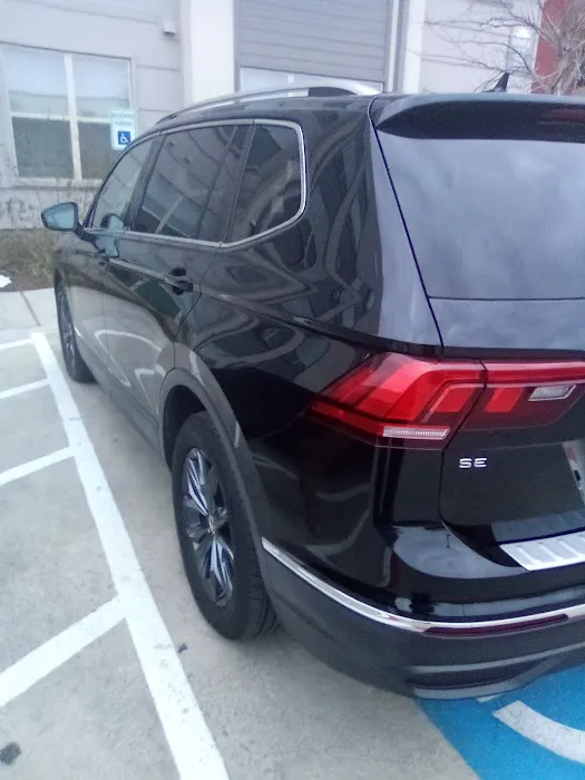 Swyfly Car Rentals Picture 5