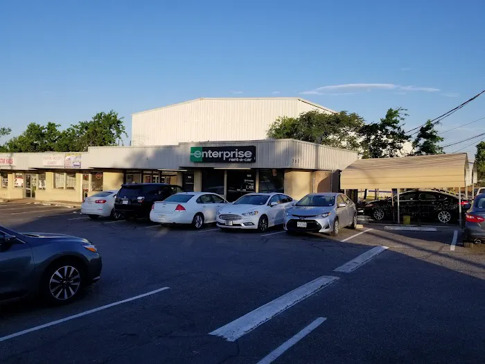 Enterprise Rent-A-Car Picture 3