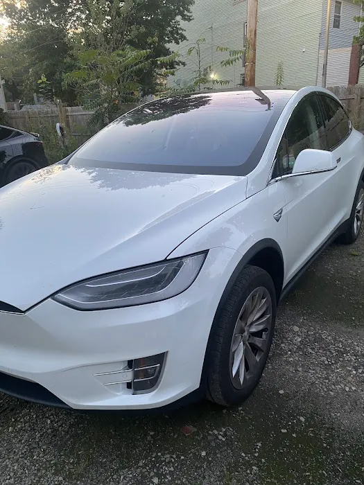 TeslaRents Picture 7
