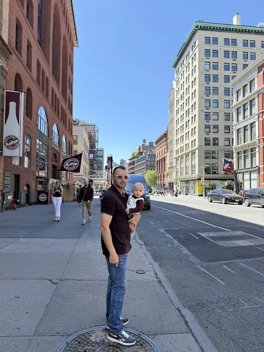 Hertz Car Rental - New York - Lafayette Street Picture 6