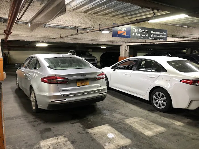 Budget Car Rental Picture 8