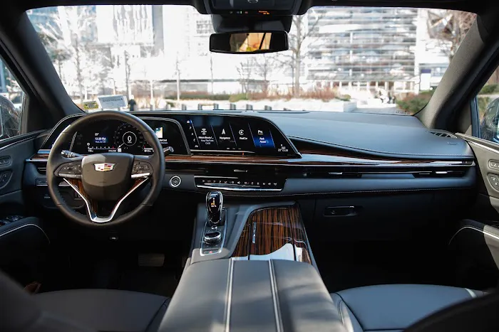 RealCar: Premium & Luxury Car Rental Brooklyn Picture 2