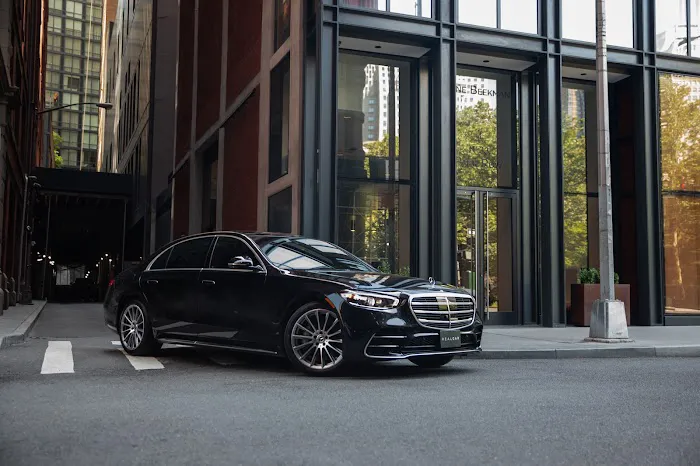 RealCar: Premium & Luxury Car Rental Brooklyn Picture 5