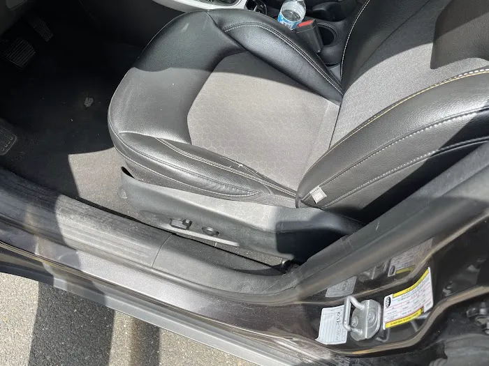 Avis Car Rental Picture 8