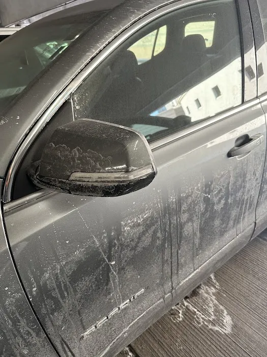 Avis Car Rental Picture 9