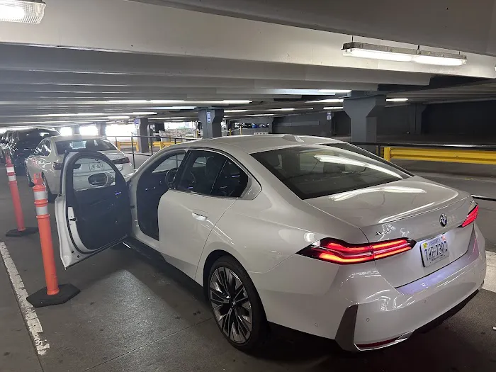SIXT Rent a Car Jersey City Newport Centre Picture 7
