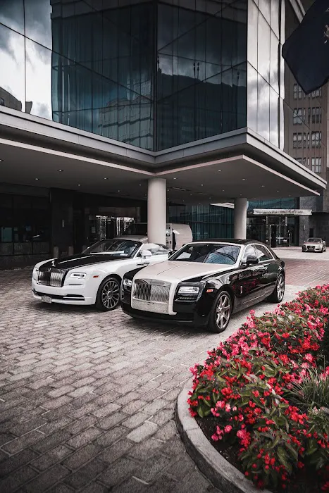 Veluxity Exotic Car Rental NYC Picture 9