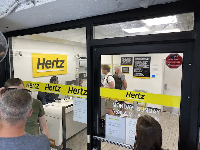 Hertz Car Rental - New York - West 34th Street Picture 4