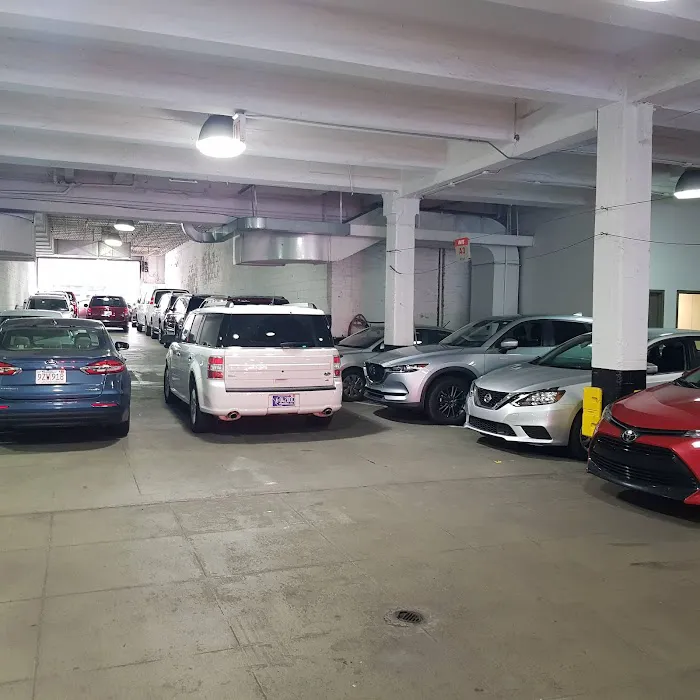 Avis Car Rental Picture 3