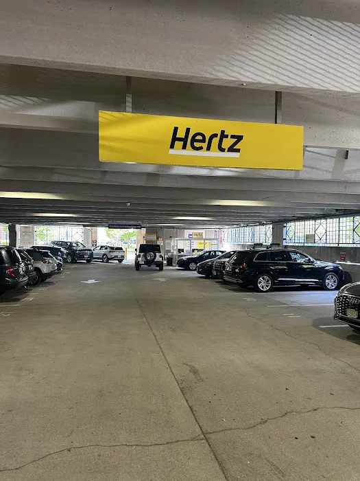 Hertz Car Rental - Hoboken - Bloomfield Street Picture 2