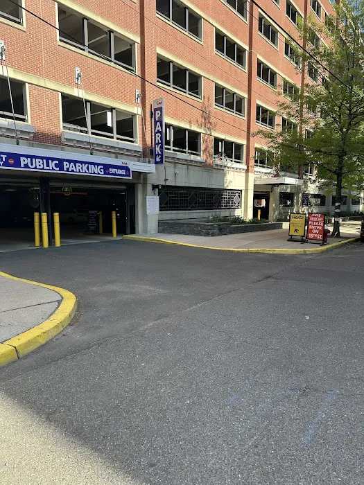Hertz Car Rental - Hoboken - Bloomfield Street Picture 1