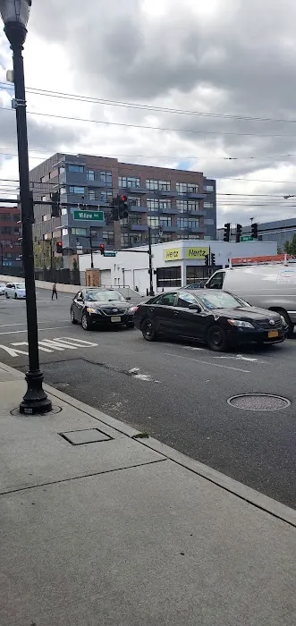 Hertz Car Rental - Hoboken - Bloomfield Street Picture 5