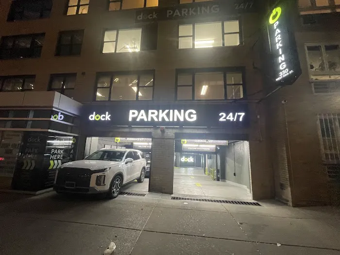 UFODRIVE: 24/7 Car Rental - New York, Midtown East Picture 2