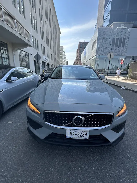 SIXT Rent A Car New York Williamsburg Picture 7