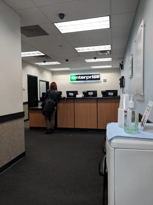 Enterprise Rent-A-Car Picture 9