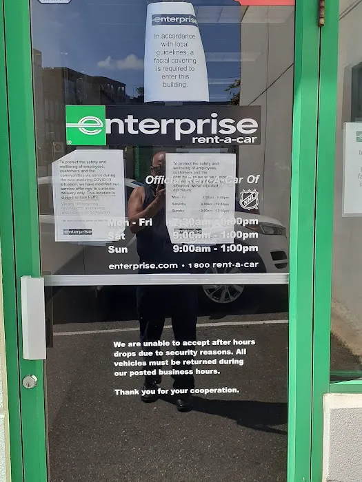 Enterprise Rent-A-Car Picture 8