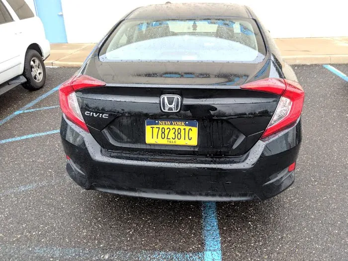 Newark NJ Rental Cars Picture 1