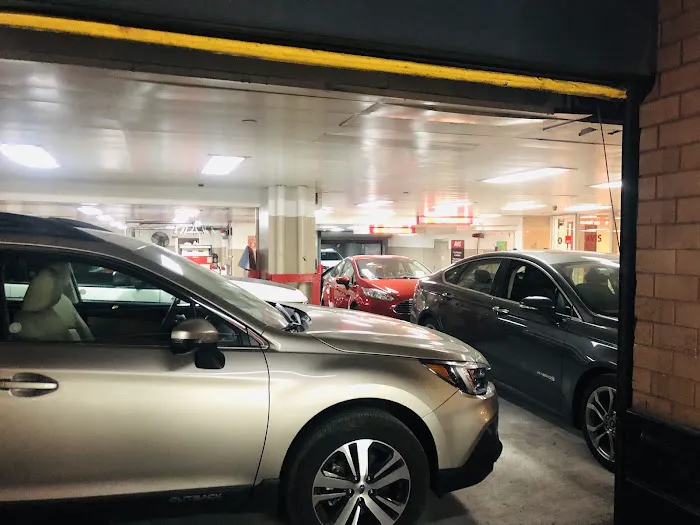 Avis Car Rental Picture 9