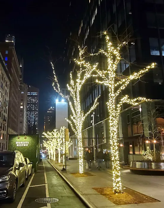 Hertz Car Rental - New York - West 55th Street Picture 8
