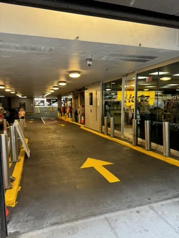 Hertz Car Rental - New York - West 55th Street Picture 10