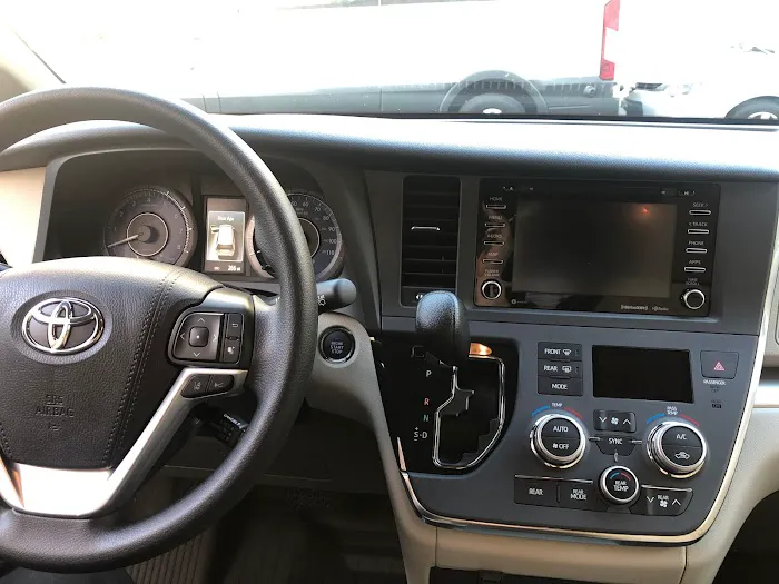 Sensible Car Rental Picture 5