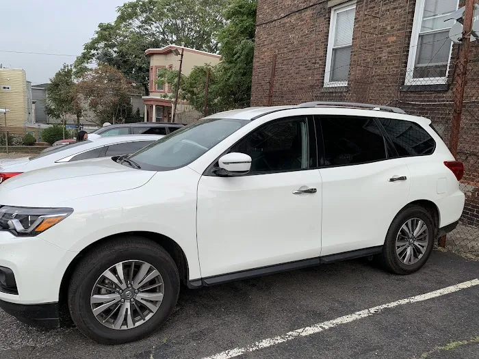 Budget Car Rental Picture 1