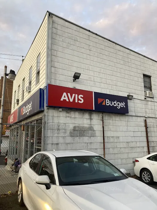 Avis Car Rental Picture 1
