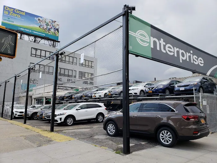 Enterprise Rent-A-Car Picture 3