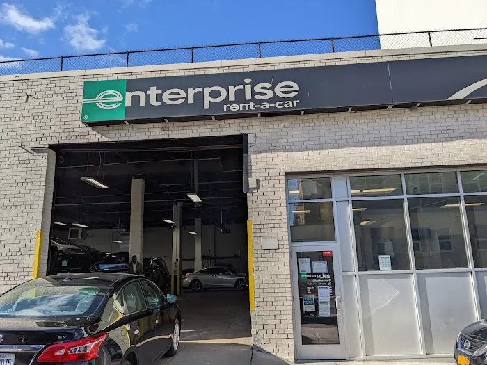 Enterprise Rent-A-Car Picture 2