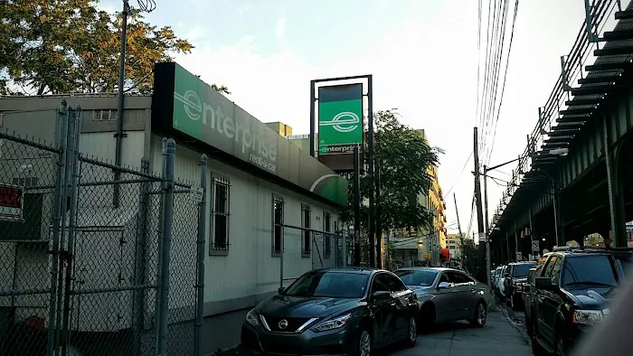 Enterprise Rent-A-Car Picture 4