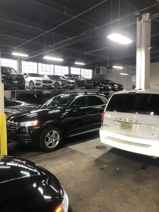 Enterprise Rent-A-Car Picture 1