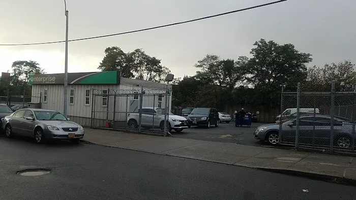 Enterprise Rent-A-Car Picture 9