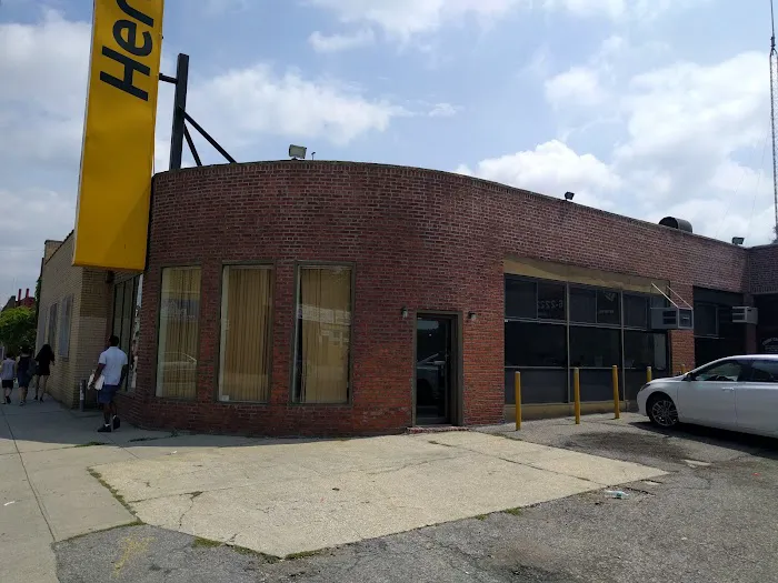 Hertz Car Rental - Middle Village - Metropolitan Avenue Picture 6