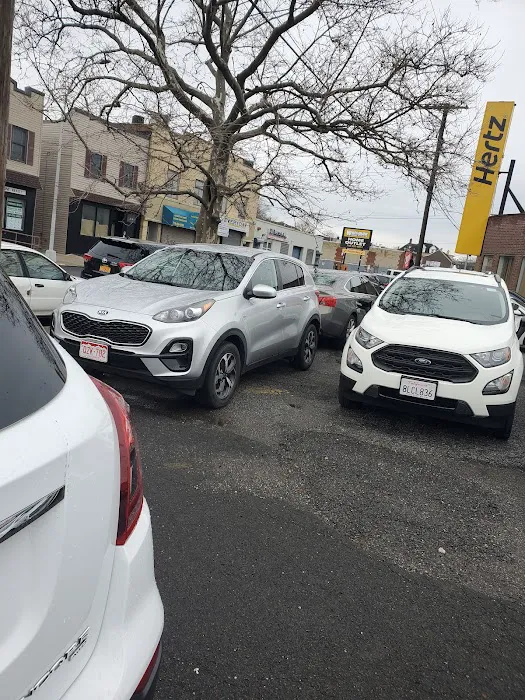 Hertz Car Rental - Middle Village - Metropolitan Avenue Picture 10