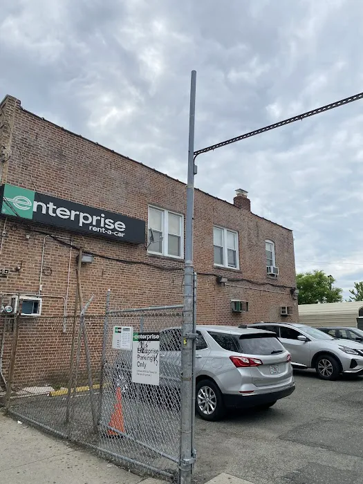 Enterprise Rent-A-Car Picture 1