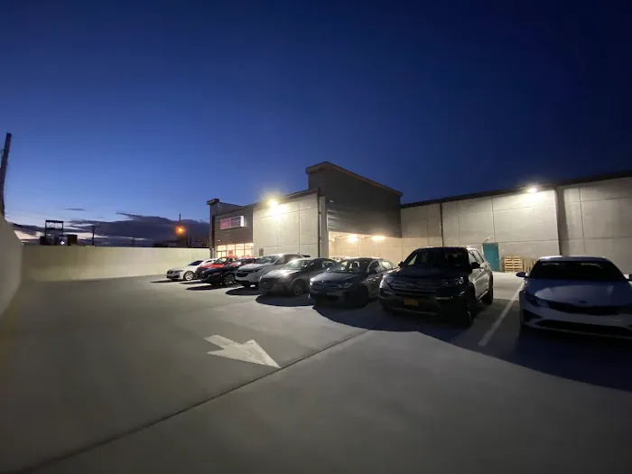 Avis Car Rental Picture 9