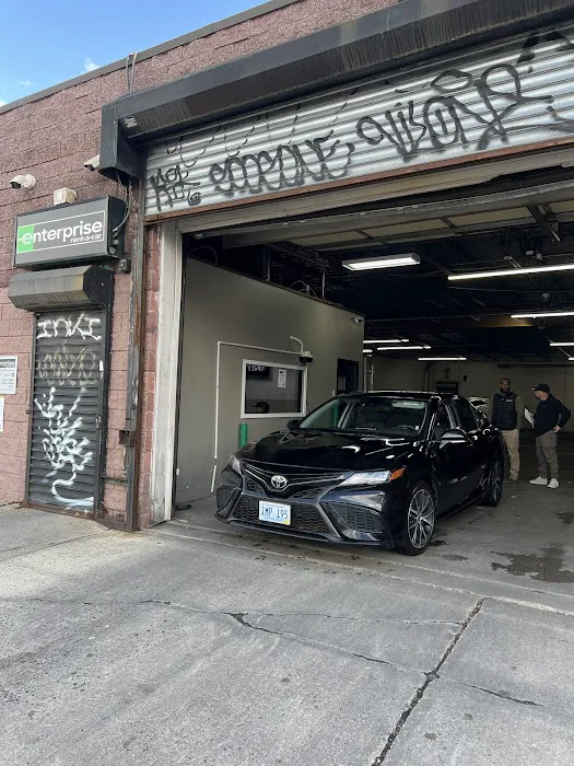 Enterprise Rent-A-Car Picture 8