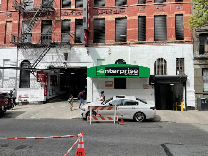 Enterprise Rent-A-Car Picture 1