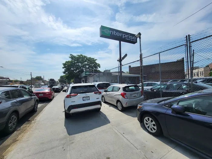 Enterprise Rent-A-Car Picture 3